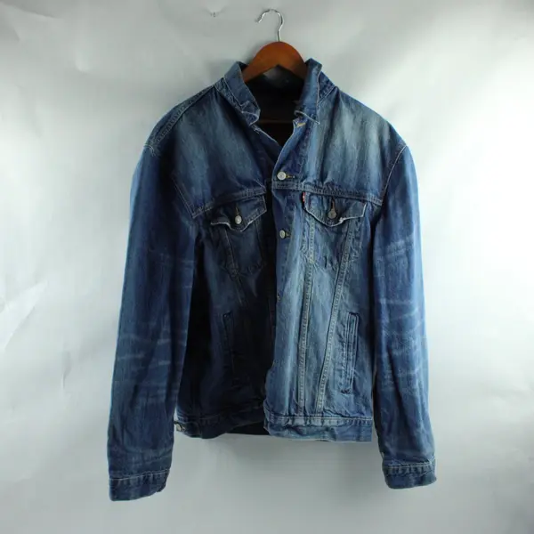 Levi's Women's Denim Jean Jacket Medium Wash Size XL