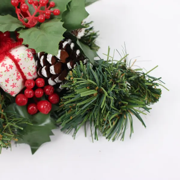 Holiday Plastic Candle Ring