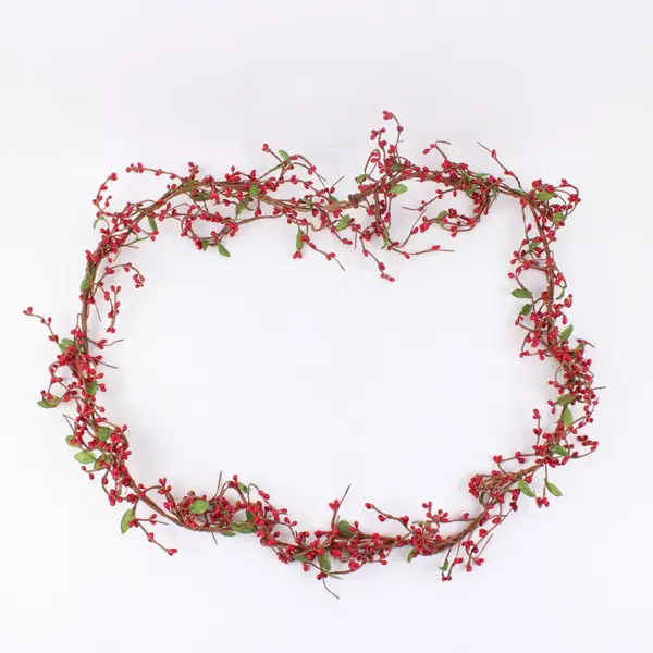 Red Berry Pip Berry Garland Vine Christmas Holiday Decor 72 in long