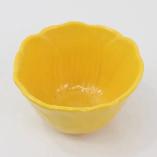 Set of 3 Pier 1 Imports Yellow Floral Shaped Melamine Bowls 4.5"