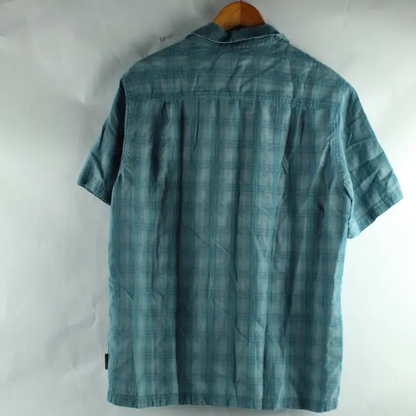Royal Robbins Men's Blue Plaid Short Sleeve Button Down Shirt Medium