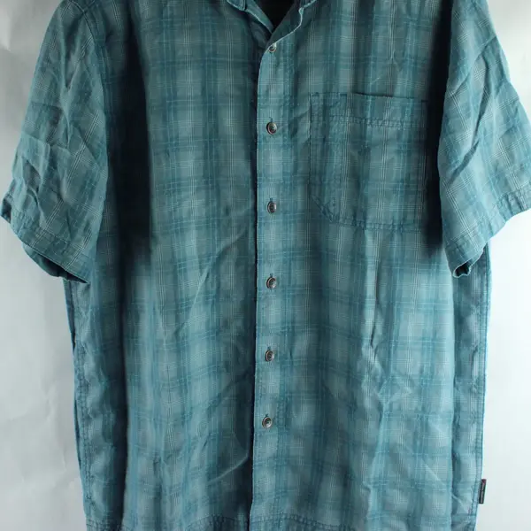 Royal Robbins Men's Blue Plaid Short Sleeve Button Down Shirt Medium