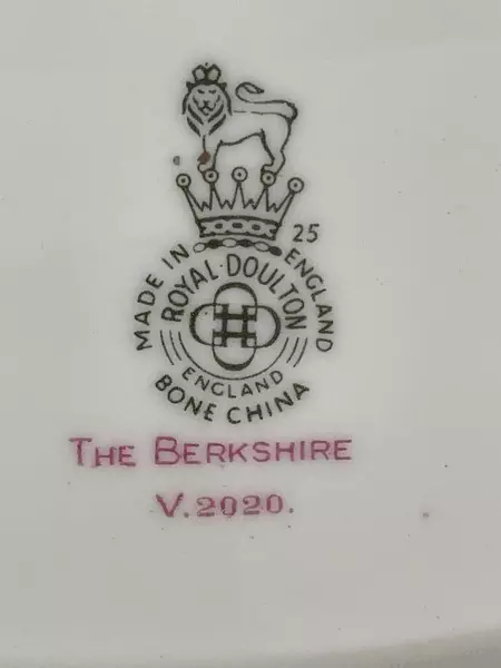 Vtg Royal Doulton The Berkshire Oval Vegetable Bowl Bone China 1937-65