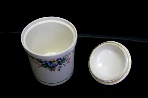Vintage Linden Ivy Ceramic Canister Set of 2 1991 HMK Floral Green Cream