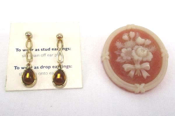 2 Vintage Avon Jewelry Floral Cameo Broach Pin Versatile Drop or Stud Earrings