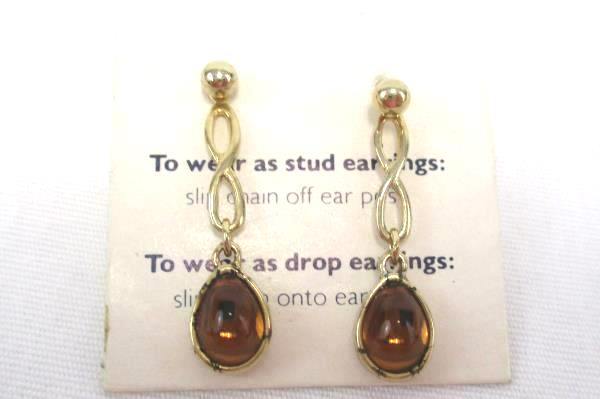 2 Vintage Avon Jewelry Floral Cameo Broach Pin Versatile Drop or Stud Earrings