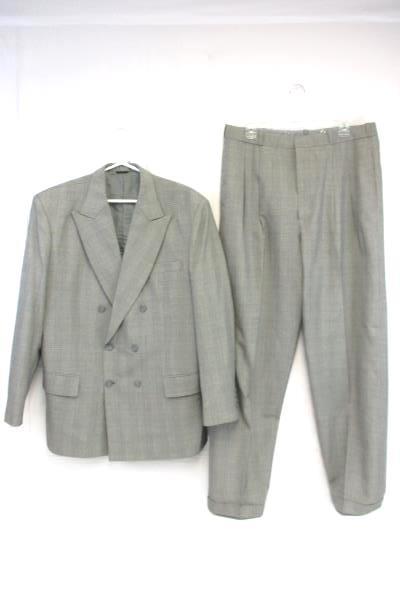 Executives Closet 2 Piece Suit Custom Tailored Gray Checkered Men's 44L 36W 34L