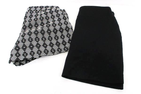 Lot of 2 Women's Black Geometric White Mini Short Skirt Old Navy Gap 2