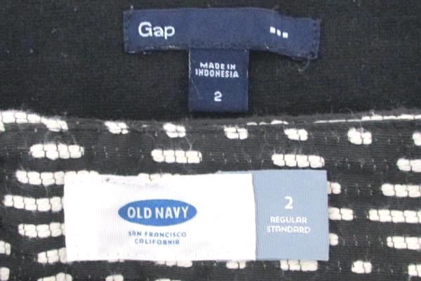 Lot of 2 Women's Black Geometric White Mini Short Skirt Old Navy Gap 2