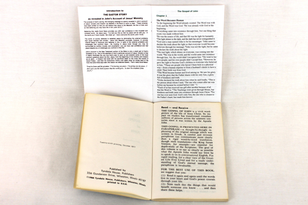 Lot of 4 Vintage Editions Gospel of John Veterans Armed Forces Miniature Books