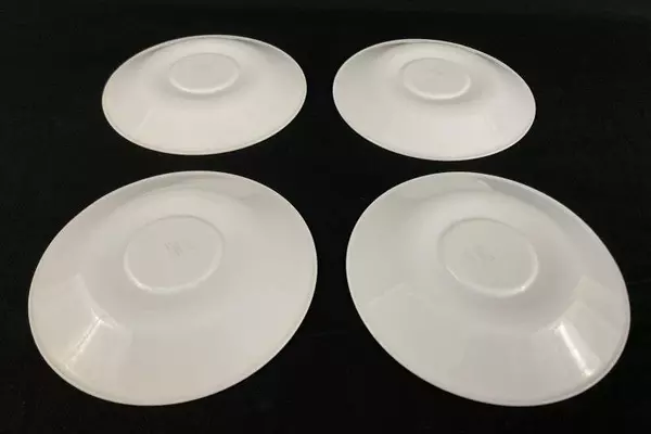 Corelle Livingware Crazy Daisy Avocado Green Saucers Set of 4 Vintage 6"