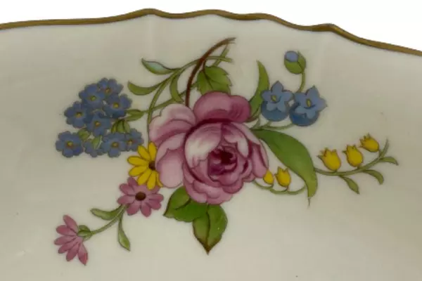 Vintage Syracuse China Floral Vegetable Bowl Federal Shape 9" Diameter