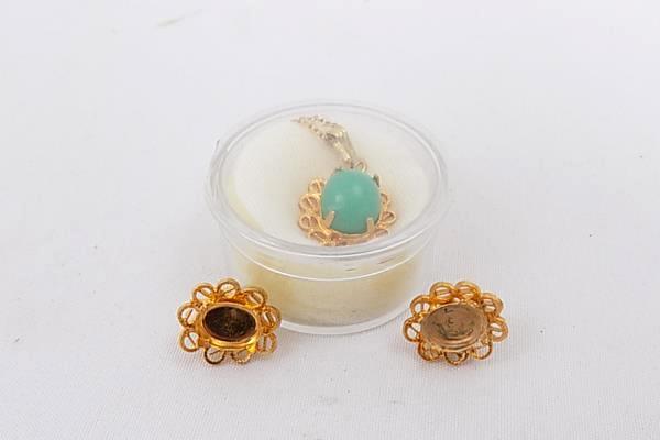 12kt Gold Filled Pendant and Earrings Set Apple Green Chrysoprase In Setting