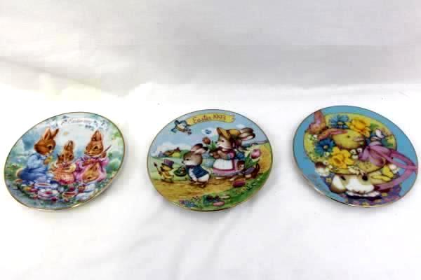 Lot Of 6 Avon Bouquet Easter Plates 1991 to 1996 Porcelain Trimmed 22K Gold