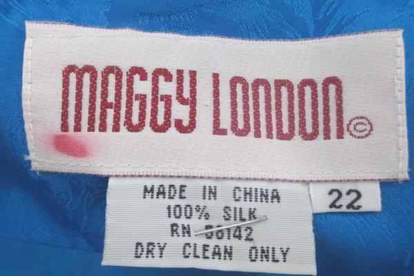 Women's Maggy London Silk Short Sleeve Button up Light Blue Size 22