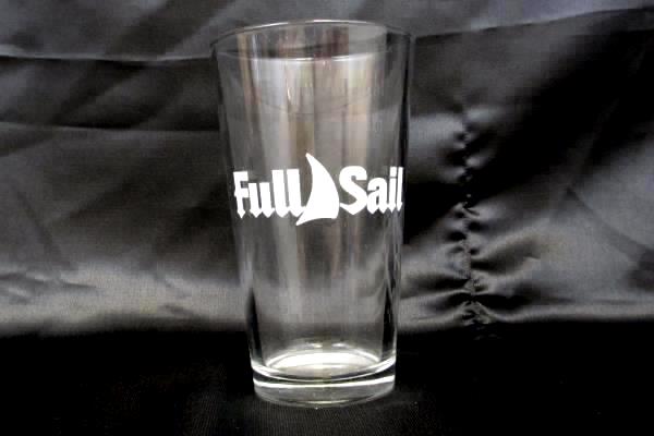Lot of 2 Beer Glasses Cups Full Sail Bier One Newport Oregon Glassware Clear