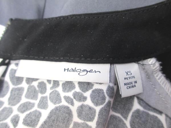 Halogen Women's V-Neck Black White Gray Grey 100% Polyester Size XS Petite