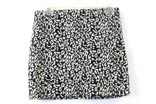 XXI Short Pencil Skirt Black White Design Women's Size Medium
