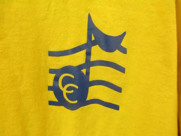 Gildan Graphic Tee Yellow w/ Blue Music Symbol Unisex Youth Size XL