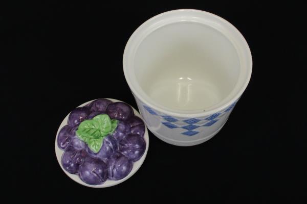 Vintage Pfaltzgraff Hopscotch Fruit Canister Kitchen Decor Ceramic USA