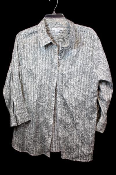 Lot of 2 Women's Button Up Shirts Grey Blue Green Plaid Size XL ~Columbia Liz Cl