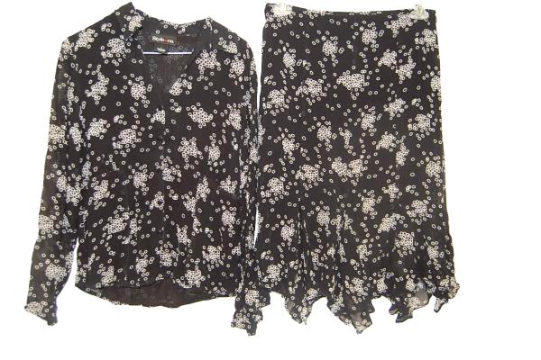 Women Style & Co Blouse & Skirt Set Black & White Bubbles Light Flowing Spring 6