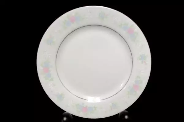 Lot of 4 China Garden Prestige Jian Shiang 7" Floral Dessert Plates