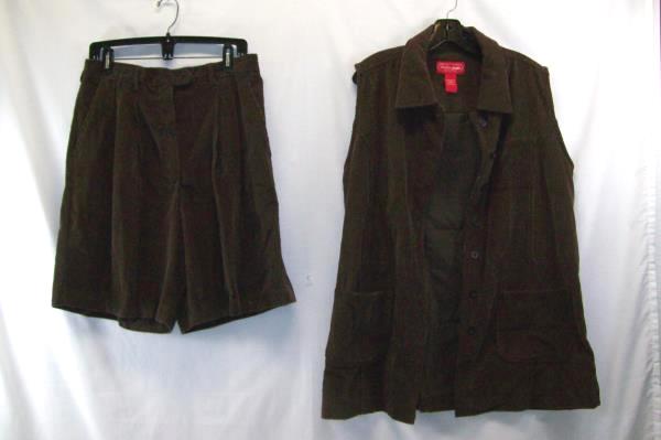 Venezia Jeans Worn To Perfection Women's Vest Size 16 Shorts Size 18