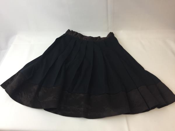 Un Deux Trois Pleated Skirt Black Dark Brown DARLING! Size 5