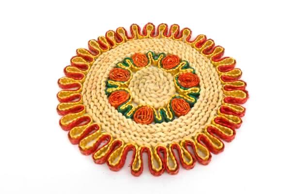 Decorative Dark Brown Wood Bowl Display with Wicker Floral Trivet Pad