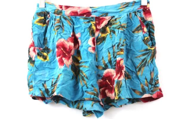 Mossimo Women's Shorts Size S/P Blue Turquoise w/ Red Floral