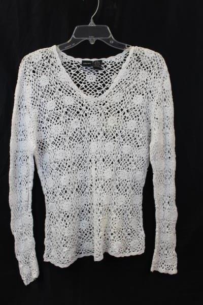 Netted Shirt by Xhilaration- Floral White Women's Size XL