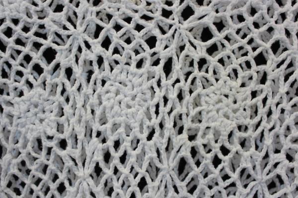 Netted Shirt by Xhilaration- Floral White Women's Size XL