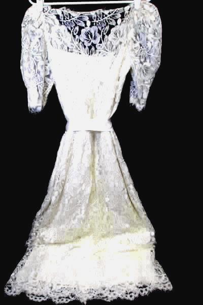 Wedding Dress by Dessy Creations White Laced Floral Women's Size 4