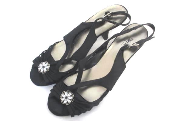 Mossimo High Heel Shoes Black w/ Silver Floral Rhinestone Women's Size 8.5