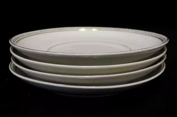 Set of 4 Saucers Heinrich & Co Selb Bavaria White Gold Gilt Black Square-Chain