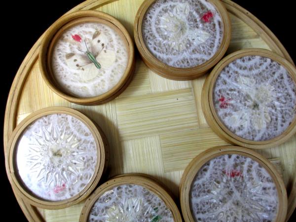 Set of 1 Serving Tray 6 Coasters Moths Butterfly Glass Wood Weaved Bottom