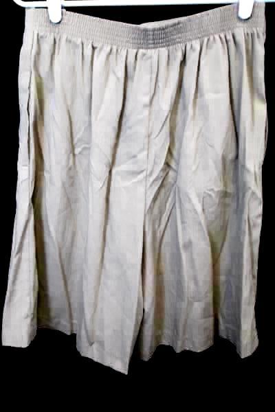 Bentley Tan Shorts Half Stretchy Elastic Waist Women's Size L Gold Button