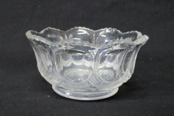 Set Of 3 Matching Candy/Nut Bowls Heavy Crystal Clear Saw Tooth Rim Table Decor