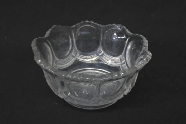 Set Of 3 Matching Candy/Nut Bowls Heavy Crystal Clear Saw Tooth Rim Table Decor