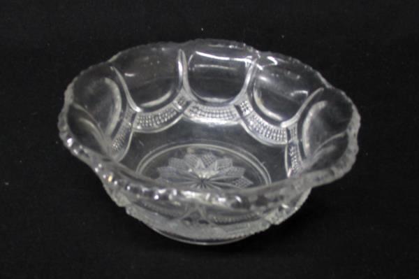 Set Of 3 Matching Candy/Nut Bowls Heavy Crystal Clear Saw Tooth Rim Table Decor
