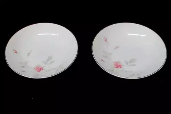 Set of 2 Royal Song #5442 "Remembrance" Platinum Gilt Berry / Dessert Bowls 5.5"