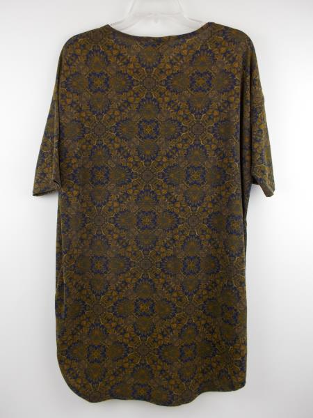 LULAROE "Irma" Oversize Tunic Top 3/4 Sleeve Navy Blue & Gold Damask Print Sz XS
