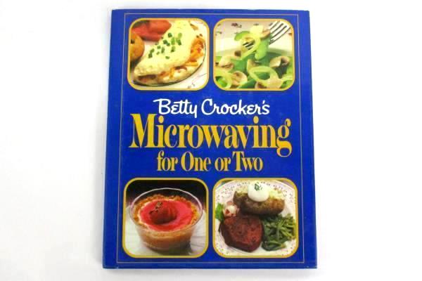 Lot of 3 Vintage Cookbooks First Gentleman's Microwaving Webster's Barbecue