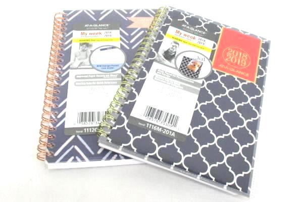 2 NEW At-A-Glance Academic Year 2018 2019 Calendar Planner My Week 5" x 8" Small
