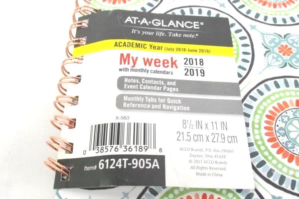 AT-A-GLANCE Academic Weekly Planner July 2018 June 2019 Lg HTF Cover NEW