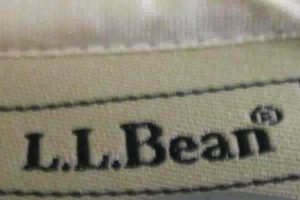 L.L. Bean Woman's Multi-Colored Pajama Top Size M