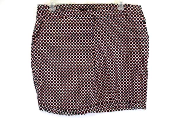 ASOS CURVE Woman's Geometric Pattern Flat Front Shorts Plus Size 16