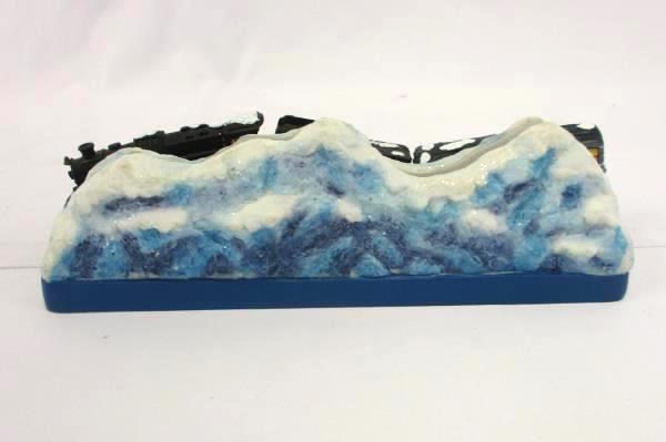 Polar Express Hallmark 4x6 Photo Holder Base Missing Glass Replace