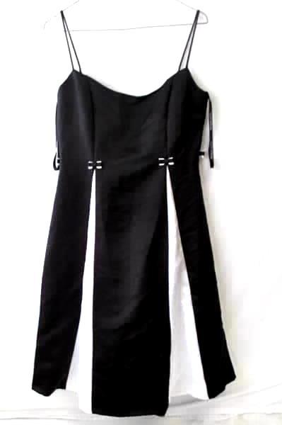 Woman's Black&White Formal Dress By Morgan And Co Size 9/10 100% Polyester